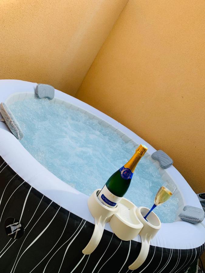 Appartement Avec Jardin Privatif Cazouls-les-Beziers Ngoại thất bức ảnh
